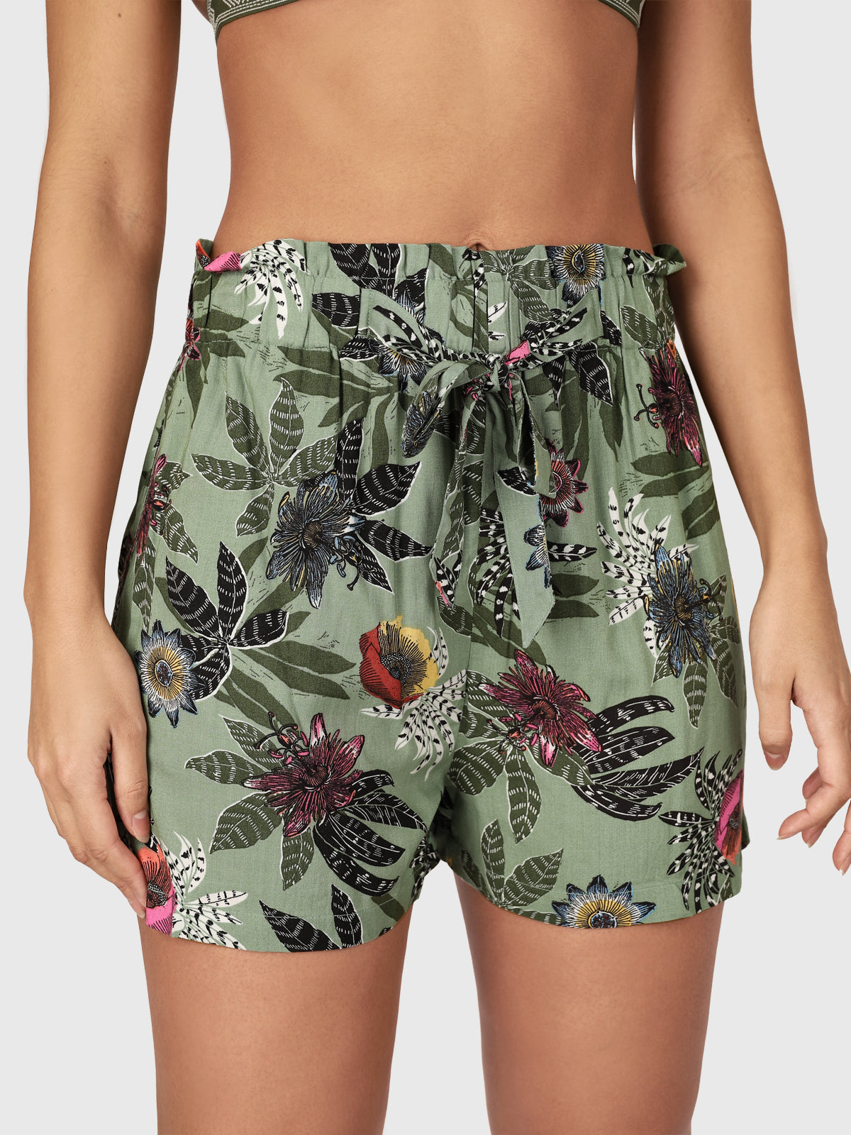 Tarifa Women Shorts Green